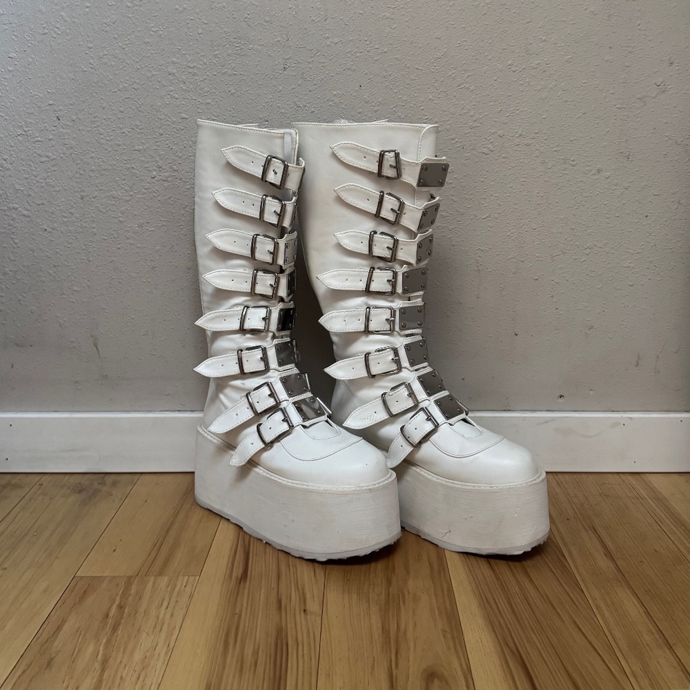 Demonia Damned 318 Boots